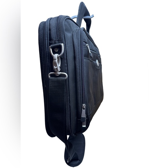 Dell Professional Black Laptop Bag - Picture 2 of 11